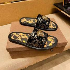 Picture of Versace Slippers _SKUVersacesz38-45WM090416